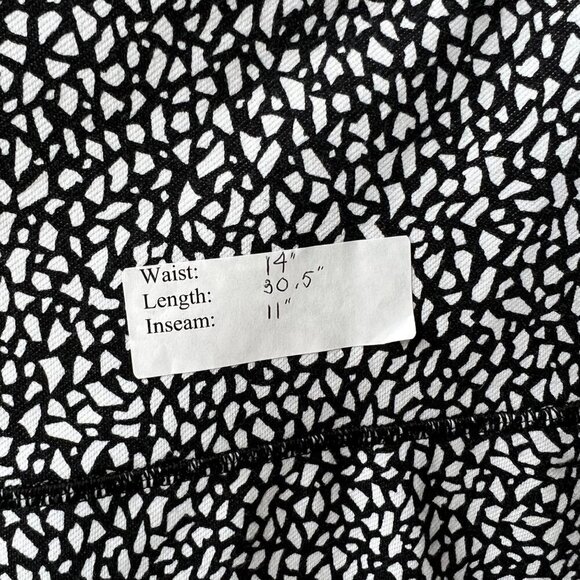 Lululemon Wunder Under Highrise crop in Miss Mosiac, Size 10 B66 - Picture 4 of 6